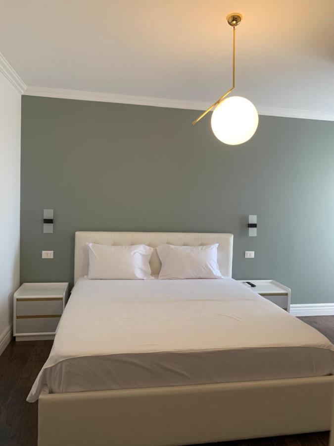 Royal Apartament Dıraç Dış mekan fotoğraf